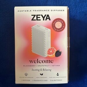 New in box Zeya Portable Fragrance Diffuser!